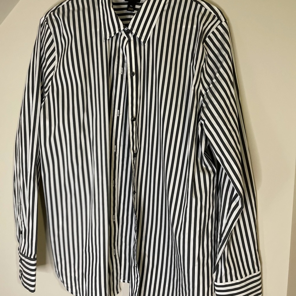 Worthington Striped Collar Button Down